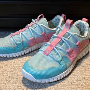 Women’s Pink and Blue New Balance Slide-ons, 6